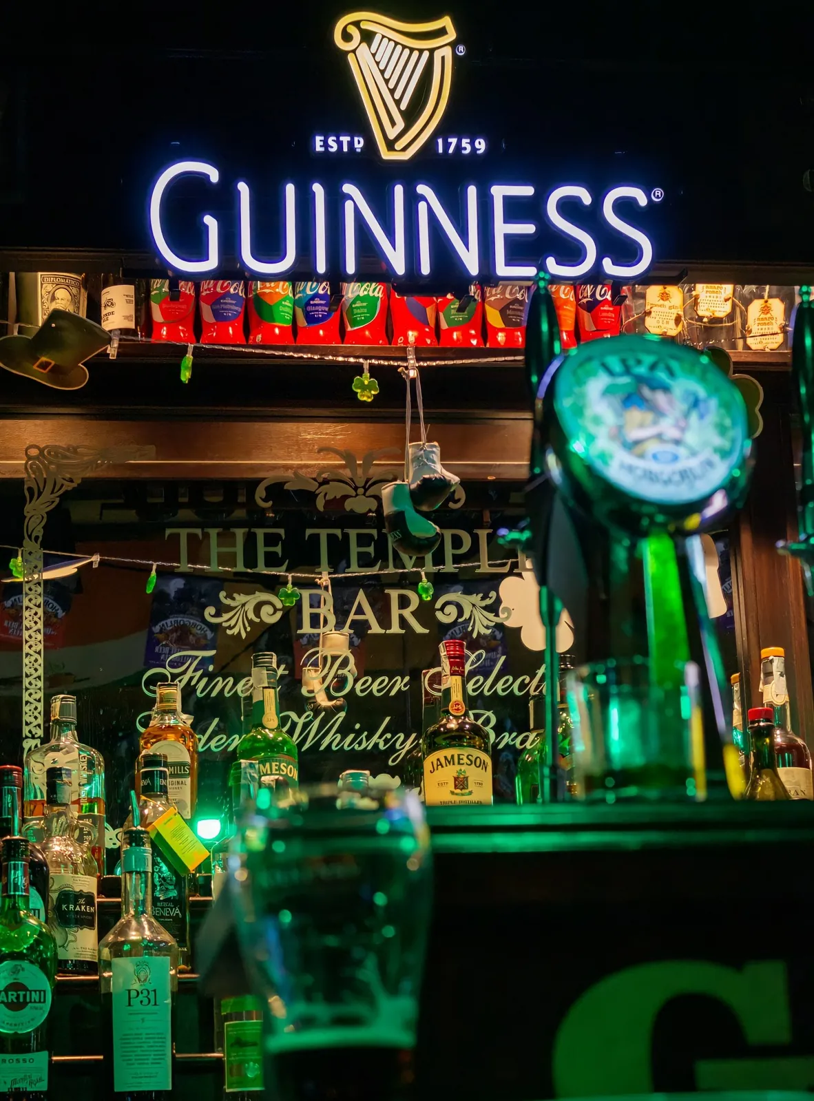 The illuminated Temple Bar counter
